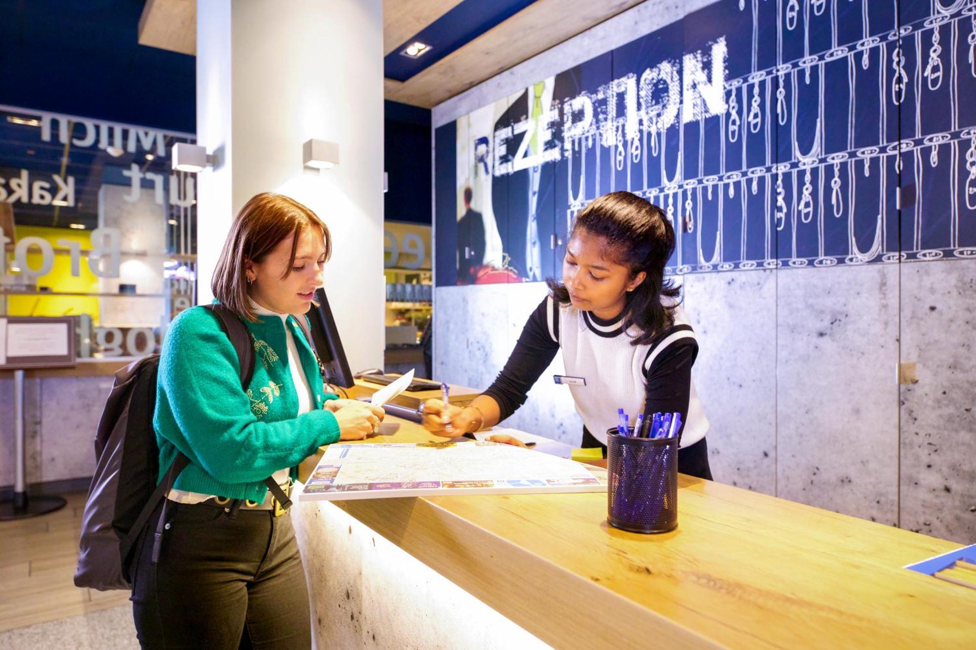 Ibis Budget Berlin Potsdamer Platz Berlim Exterior foto